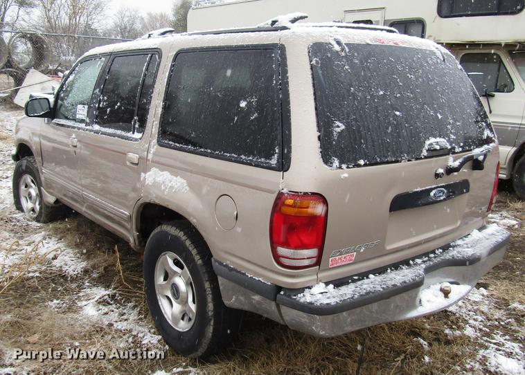 image for item DD3815 1998 Ford Explorer SUV