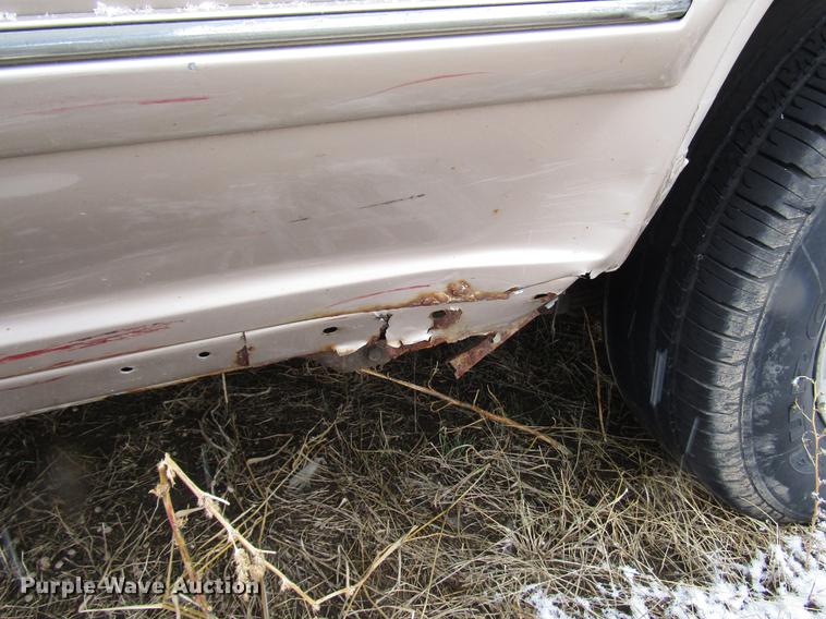 image for item DD3815 1998 Ford Explorer SUV