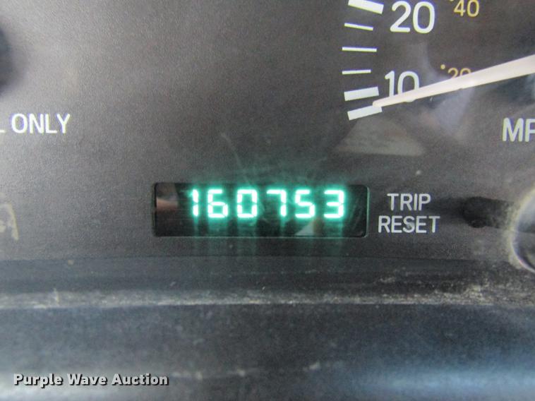 image for item DE5883 1999 Jeep Cherokee SUV