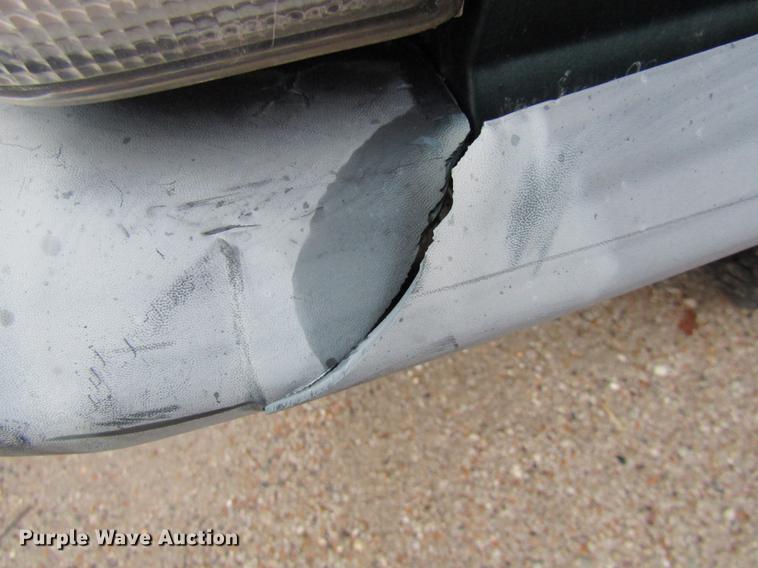 image for item DE5883 1999 Jeep Cherokee SUV