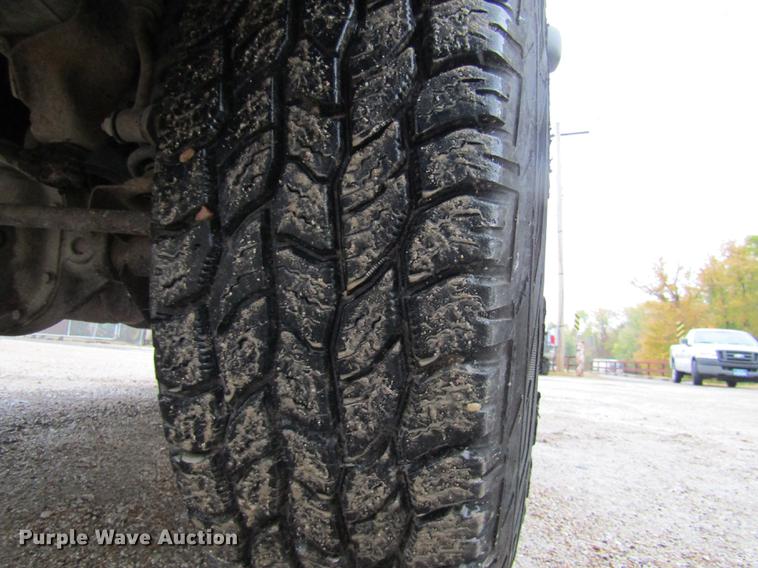 image for item DE5883 1999 Jeep Cherokee SUV