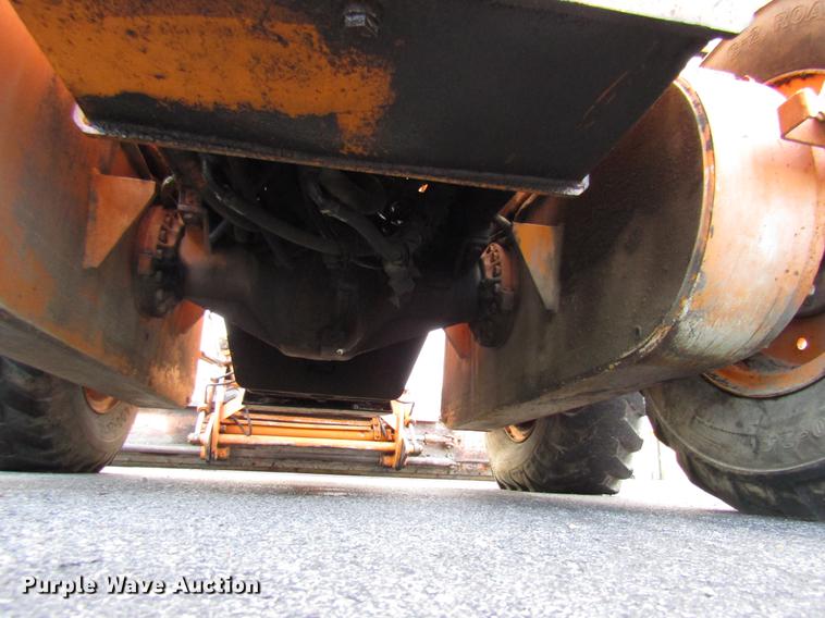 image for item DE5895 1993 Champion 720A motor grader