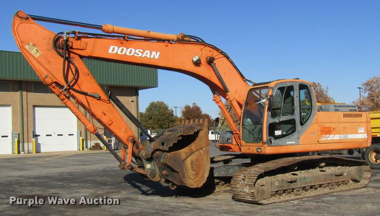 image for item DE5896 2008 Doosan DX255LC excavator