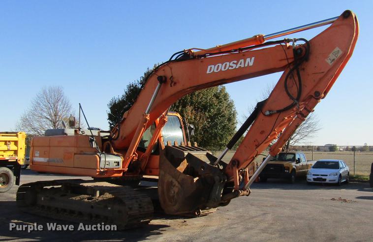 image for item DE5896 2008 Doosan DX255LC excavator