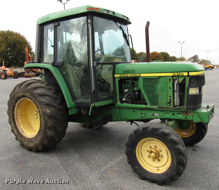 image for item DE5899 2001 John Deere 6410 tractor