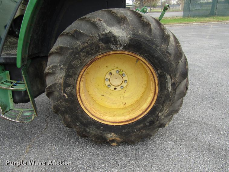 image for item DE5899 2001 John Deere 6410 tractor