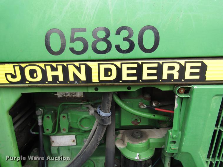 image for item DE5899 2001 John Deere 6410 tractor