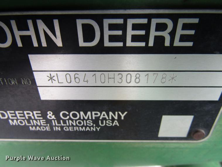 image for item DE5899 2001 John Deere 6410 tractor