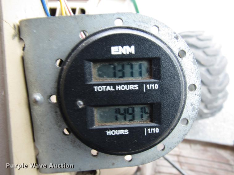 image for item DE5900 2001 John Deere 6410 MFWD tractor