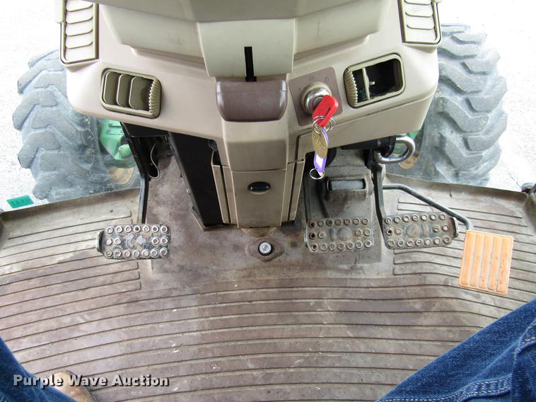 image for item DE5900 2001 John Deere 6410 MFWD tractor