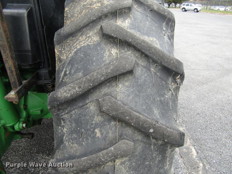 image for item DE5900 2001 John Deere 6410 MFWD tractor