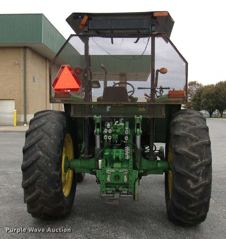 image for item DE5902 2001 John Deere 6410 tractor