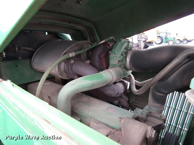 image for item DE5902 2001 John Deere 6410 tractor