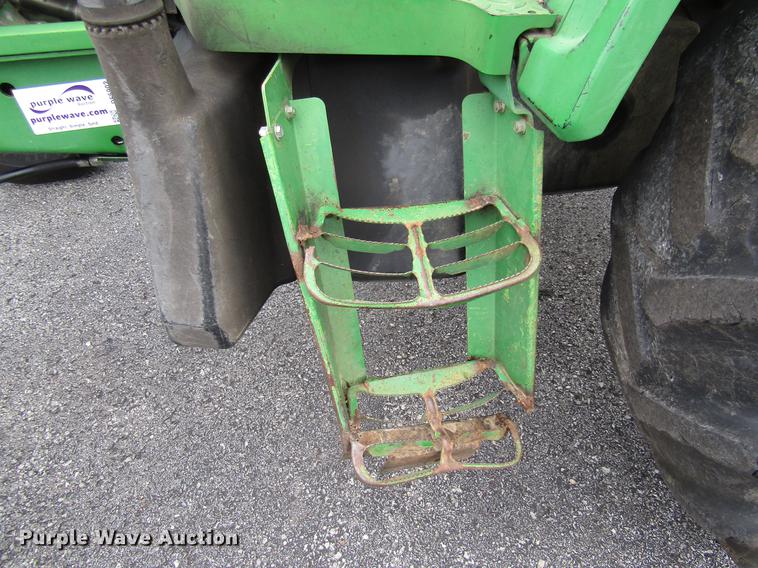 image for item DE5902 2001 John Deere 6410 tractor