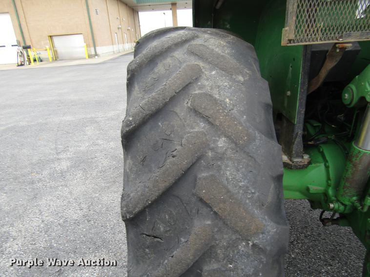 image for item DE5902 2001 John Deere 6410 tractor