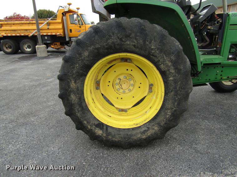 image for item DE5902 2001 John Deere 6410 tractor