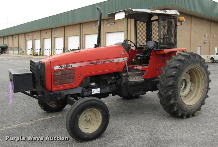 image for item DE5903 2000 Massey-Ferguson 4263 tractor