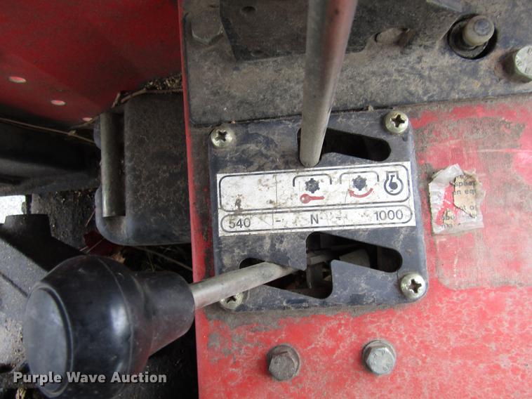 image for item DE5903 2000 Massey-Ferguson 4263 tractor