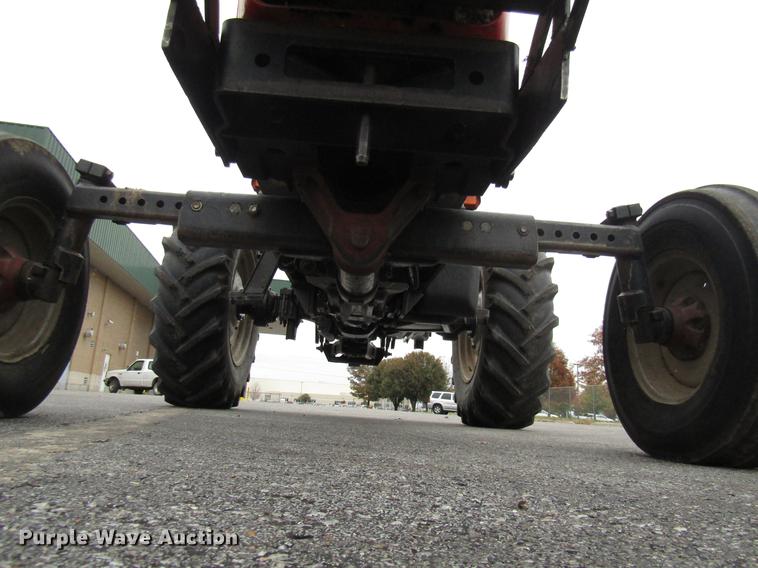 image for item DE5903 2000 Massey-Ferguson 4263 tractor