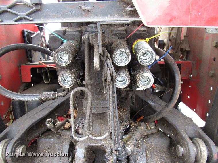 image for item DE5903 2000 Massey-Ferguson 4263 tractor