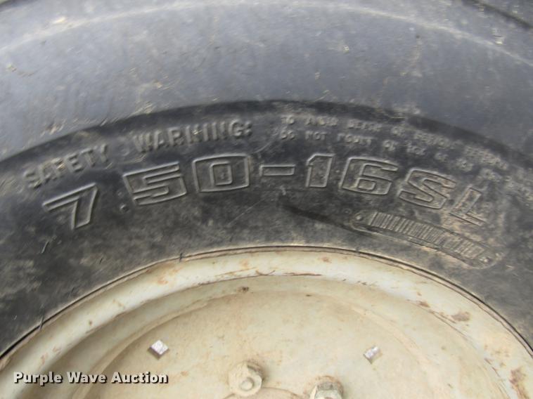 image for item DE5903 2000 Massey-Ferguson 4263 tractor