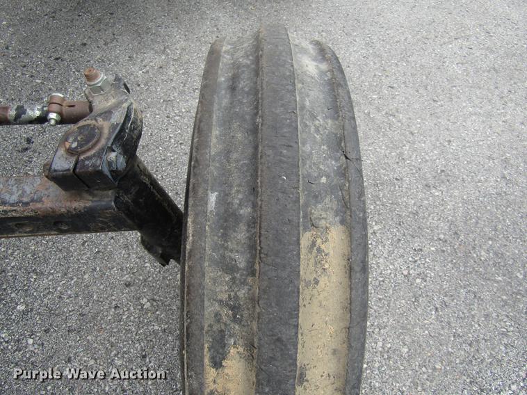 image for item DE5903 2000 Massey-Ferguson 4263 tractor