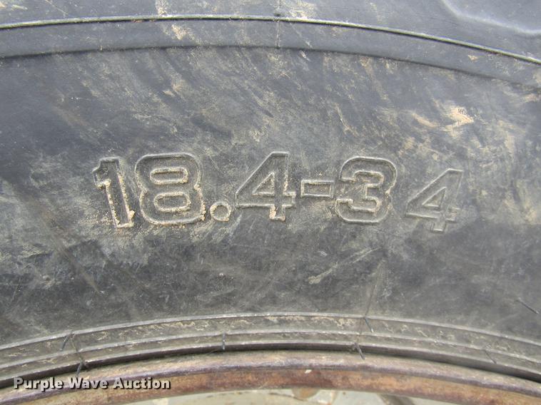 image for item DE5903 2000 Massey-Ferguson 4263 tractor