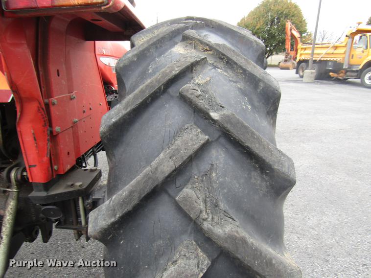 image for item DE5903 2000 Massey-Ferguson 4263 tractor