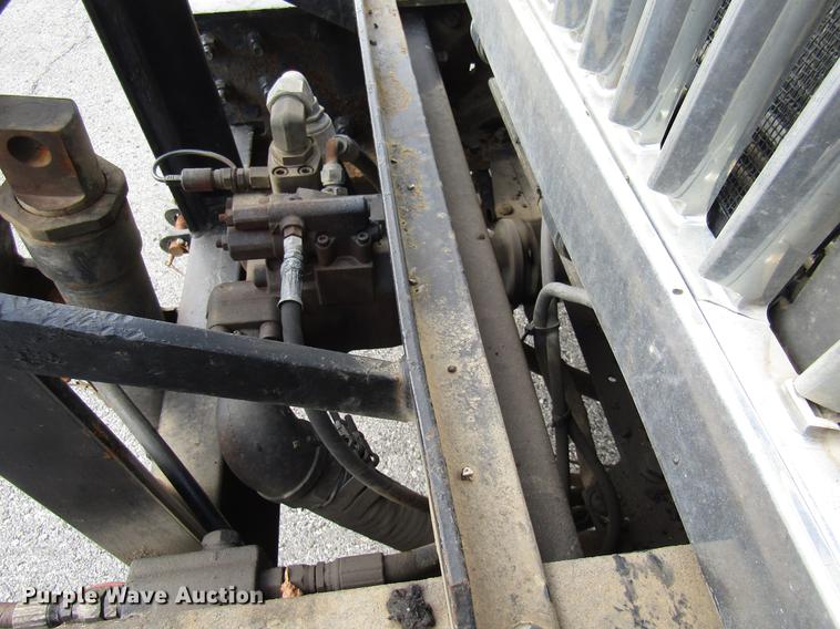 image for item DE5905 2005 International 7400 dump truck