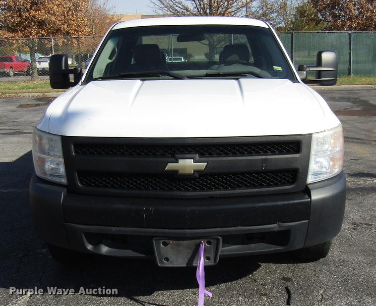 image for item DE5907 2007 Chevrolet Silverado 1500 Ext. Cab pickup truck
