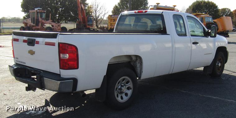 image for item DE5907 2007 Chevrolet Silverado 1500 Ext. Cab pickup truck