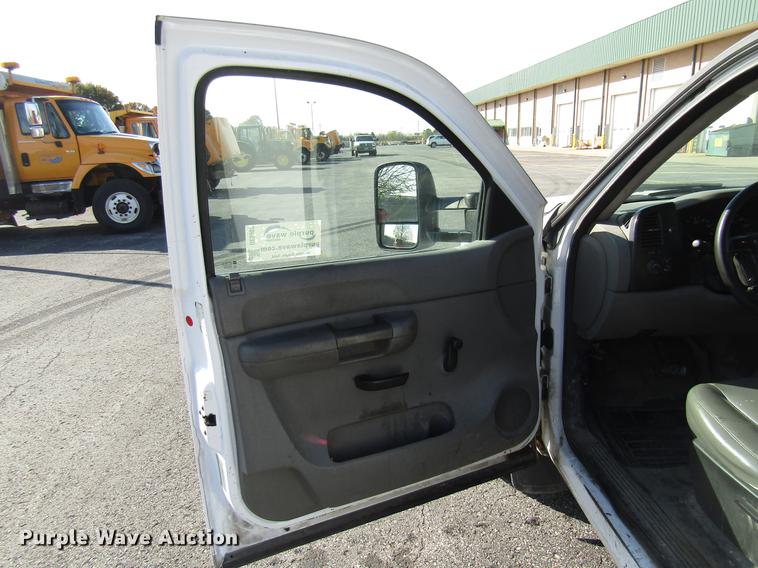 image for item DE5907 2007 Chevrolet Silverado 1500 Ext. Cab pickup truck