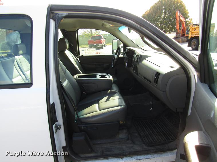 image for item DE5907 2007 Chevrolet Silverado 1500 Ext. Cab pickup truck