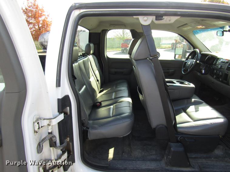 image for item DE5907 2007 Chevrolet Silverado 1500 Ext. Cab pickup truck