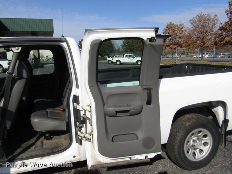 image for item DE5907 2007 Chevrolet Silverado 1500 Ext. Cab pickup truck