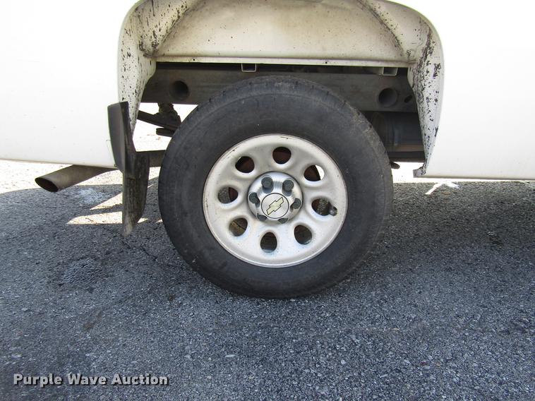 image for item DE5907 2007 Chevrolet Silverado 1500 Ext. Cab pickup truck