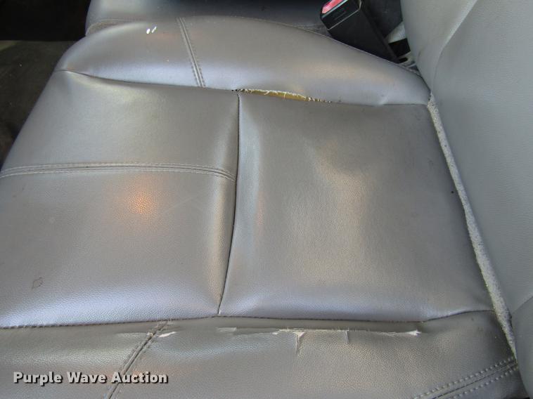 image for item DE5913 2007 Chevrolet Silverado 1500 pickup truck