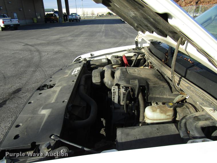 image for item DE5913 2007 Chevrolet Silverado 1500 pickup truck