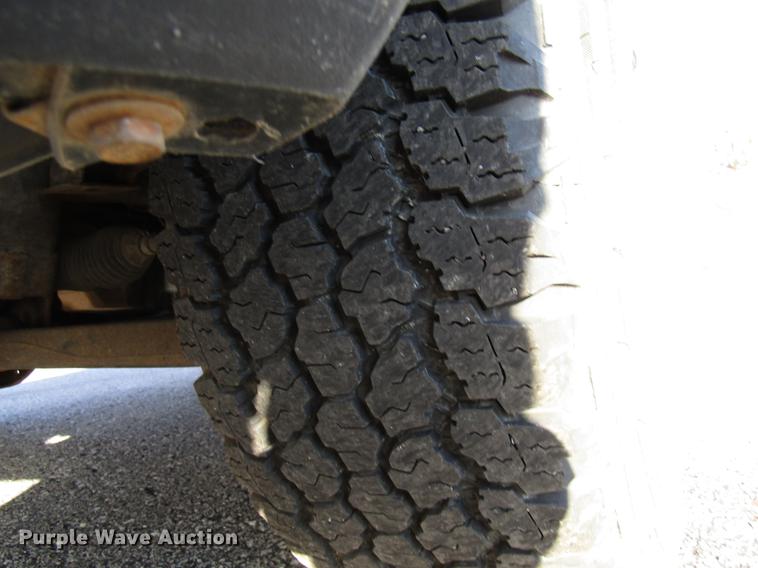 image for item DE5913 2007 Chevrolet Silverado 1500 pickup truck