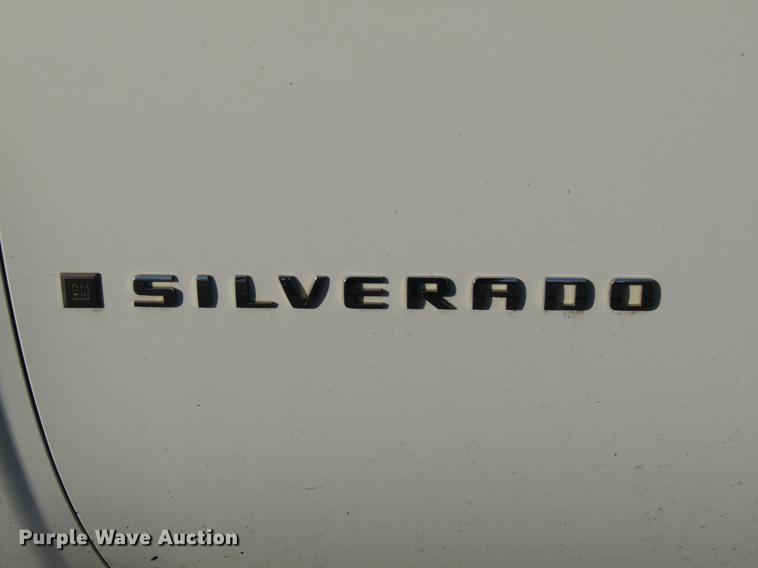 image for item DE5913 2007 Chevrolet Silverado 1500 pickup truck