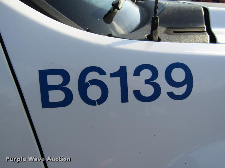 image for item DE5913 2007 Chevrolet Silverado 1500 pickup truck