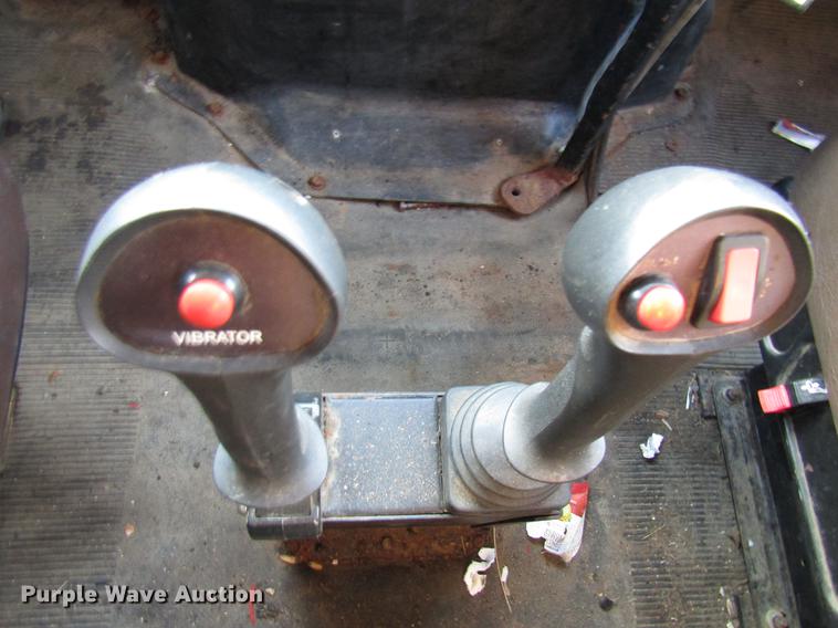 image for item DE5914 2002 International 4900 dump truck