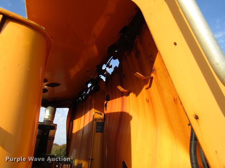 image for item DE5914 2002 International 4900 dump truck