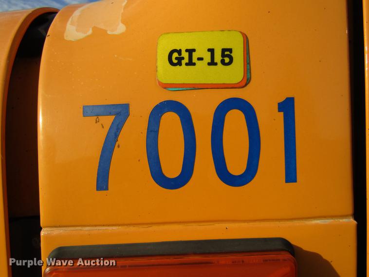 image for item DE5914 2002 International 4900 dump truck