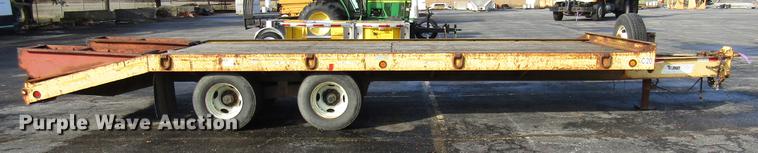 image for item DE5917 1997 Towmaster CC-20 equipment trailer