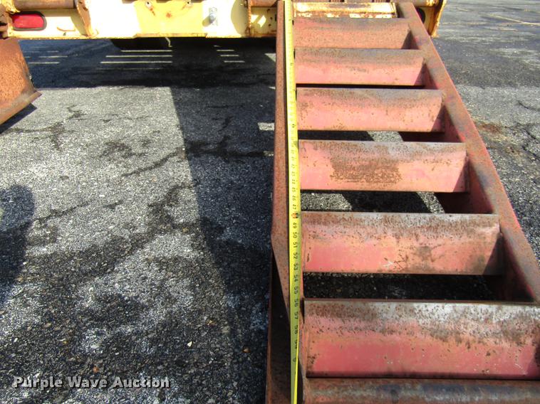 image for item DE5917 1997 Towmaster CC-20 equipment trailer