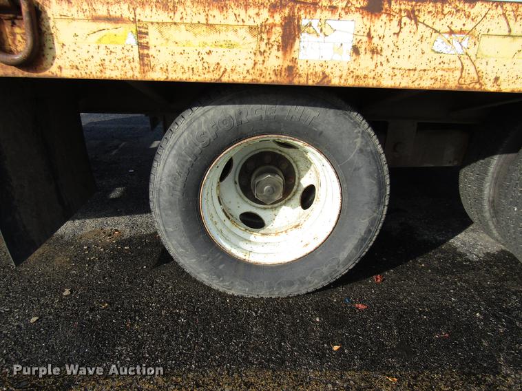 image for item DE5917 1997 Towmaster CC-20 equipment trailer