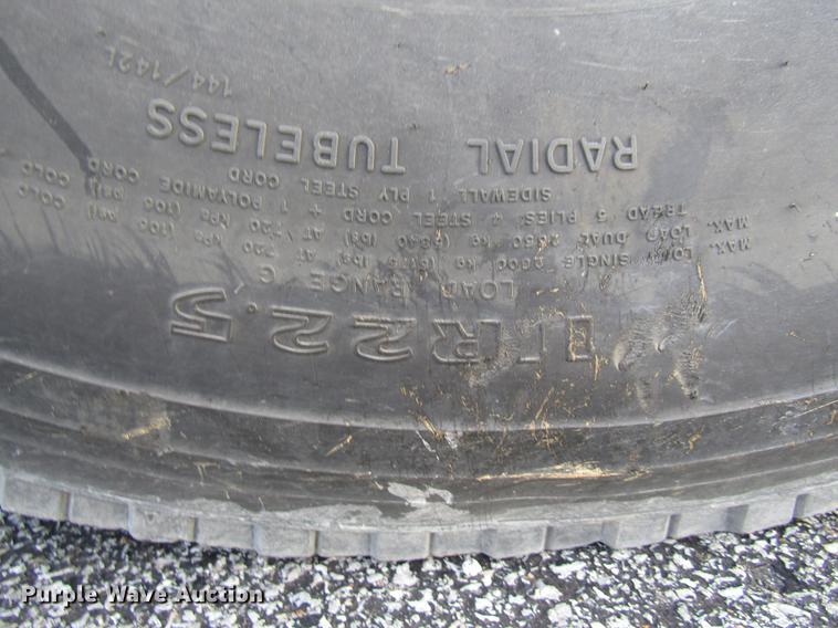 image for item DE5919 2002 International dump truck