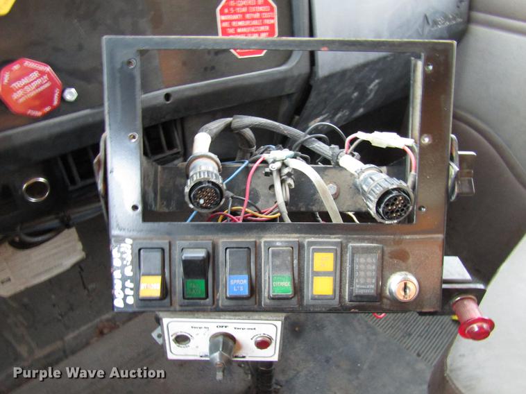 image for item DE5920 2002 International 2554 dump truck