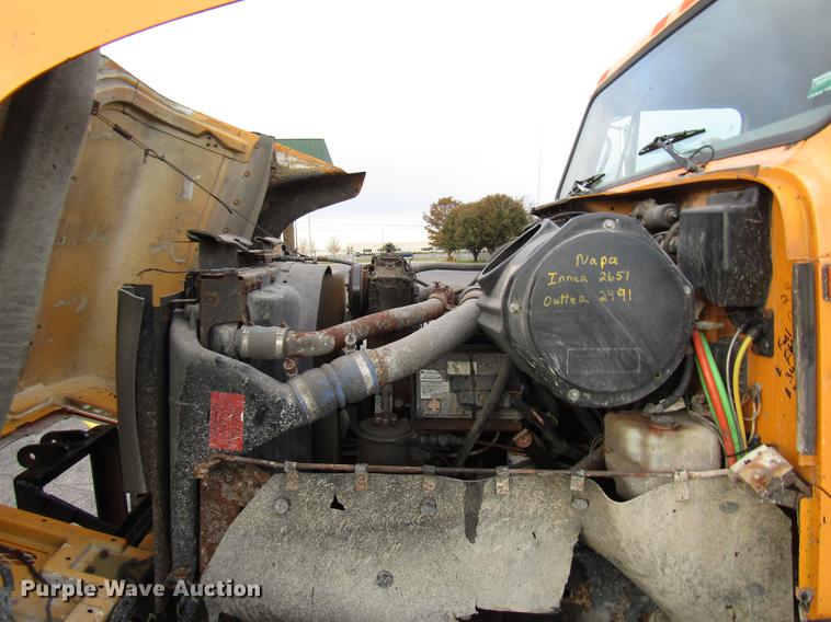 image for item DE5920 2002 International 2554 dump truck